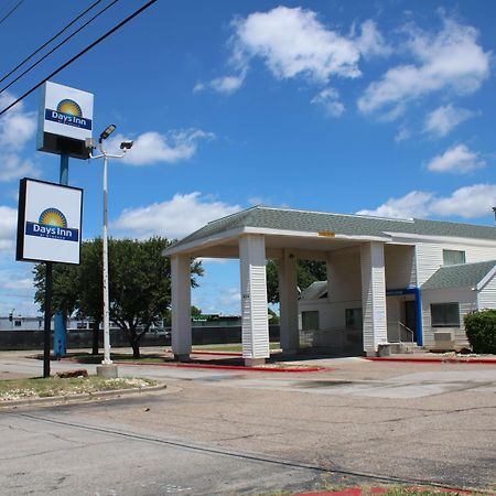 Days Inn By Wyndham Waco University Area Dış mekan fotoğraf