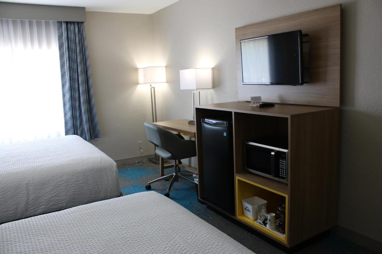 Days Inn By Wyndham Waco University Area Dış mekan fotoğraf