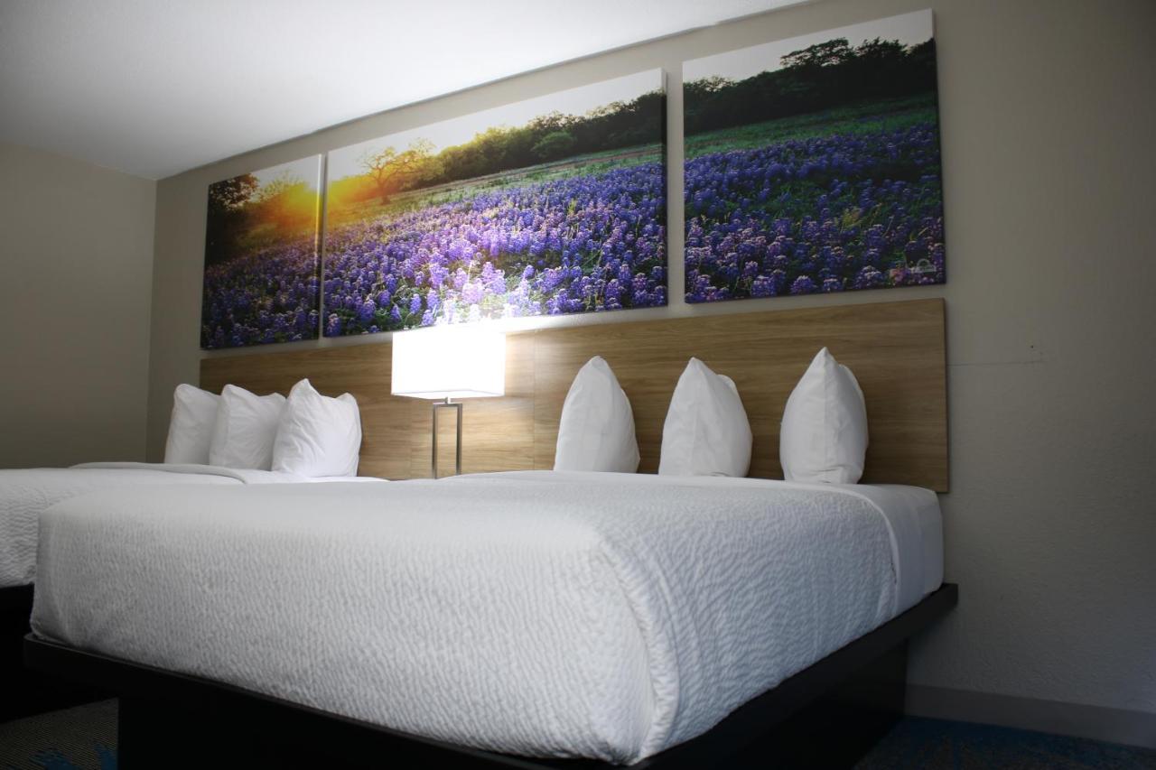Days Inn By Wyndham Waco University Area Dış mekan fotoğraf