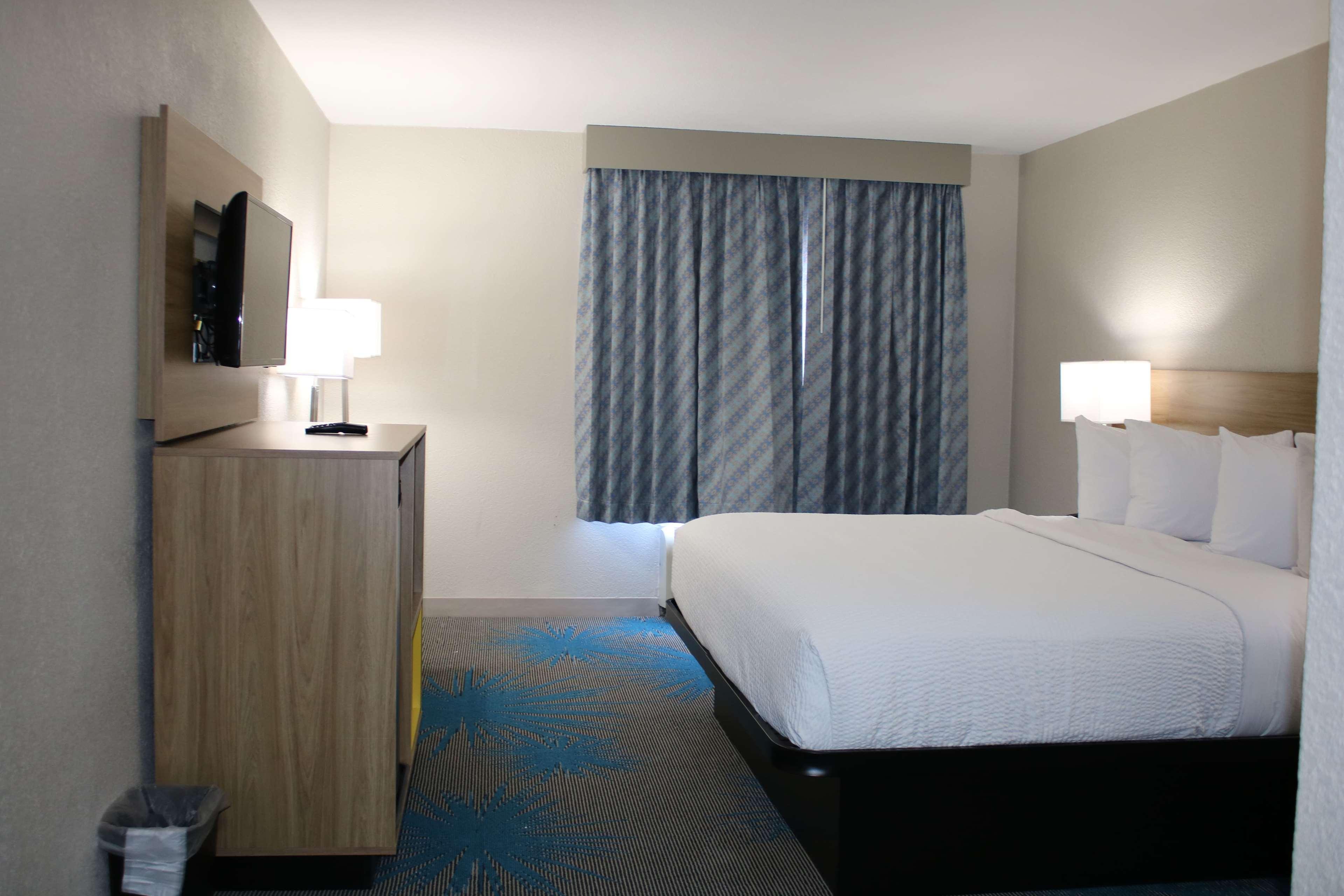 Days Inn By Wyndham Waco University Area Dış mekan fotoğraf