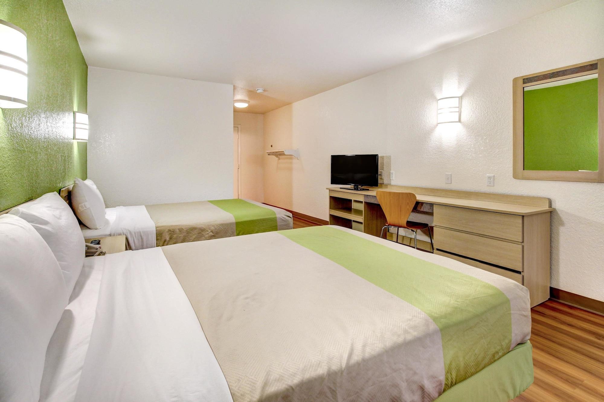 Days Inn By Wyndham Waco University Area Dış mekan fotoğraf