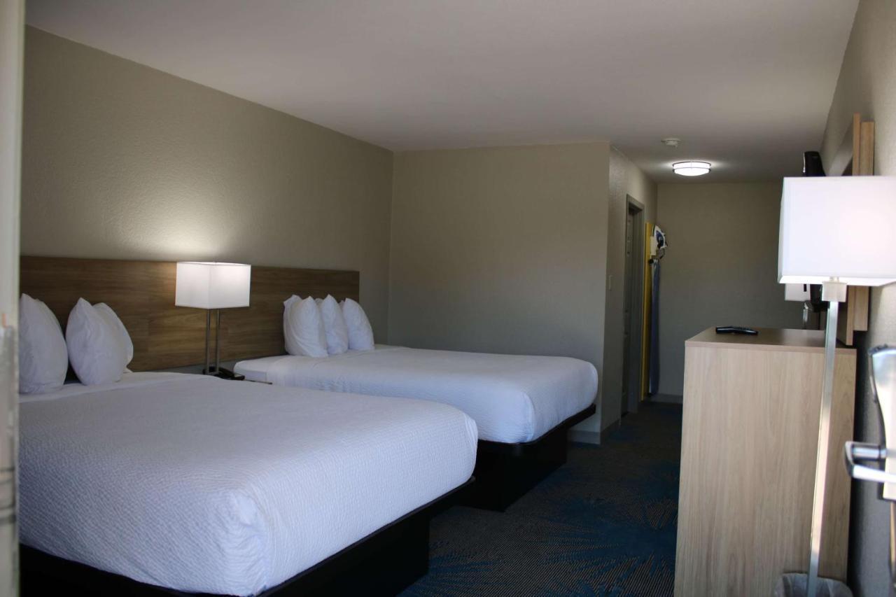 Days Inn By Wyndham Waco University Area Dış mekan fotoğraf