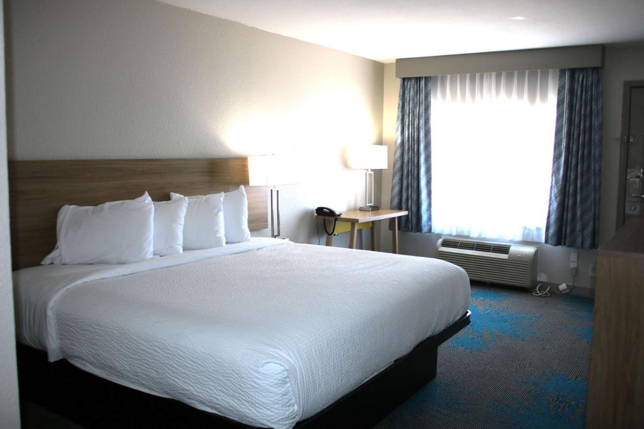 Days Inn By Wyndham Waco University Area Dış mekan fotoğraf